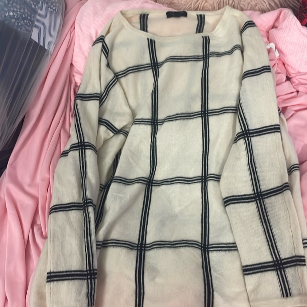 Cashmere sweater